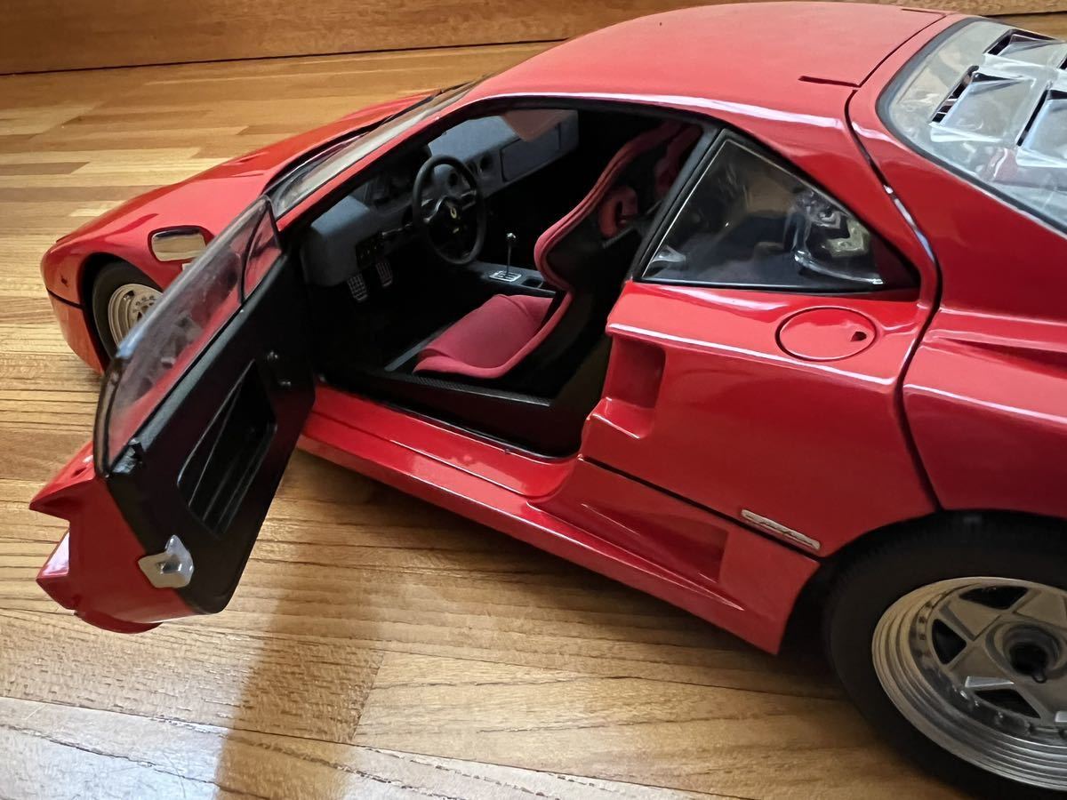 Kyosho Ferrari F40 1/12 08602A Red 専用ロゴ入りアクリルケース付 フェラーリ レッド 京商 完成品 ミニカー_画像4