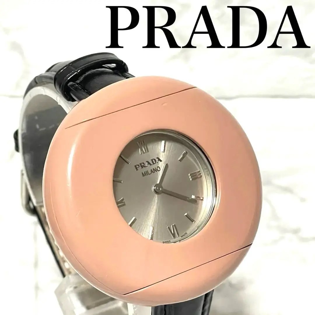 13532円 稼動品 希少 PRADA プラダ 大判ベゼル 腕時計 箱付き 13532円 稼動品 希少 PRADA プラダ 大判ベゼル 腕時計 箱付き