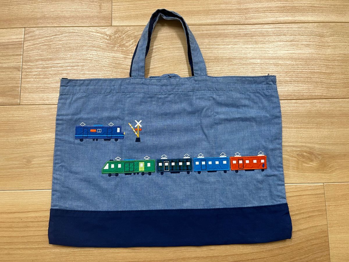 ファミリア レッスンバッグ 電車 刺繍 レア