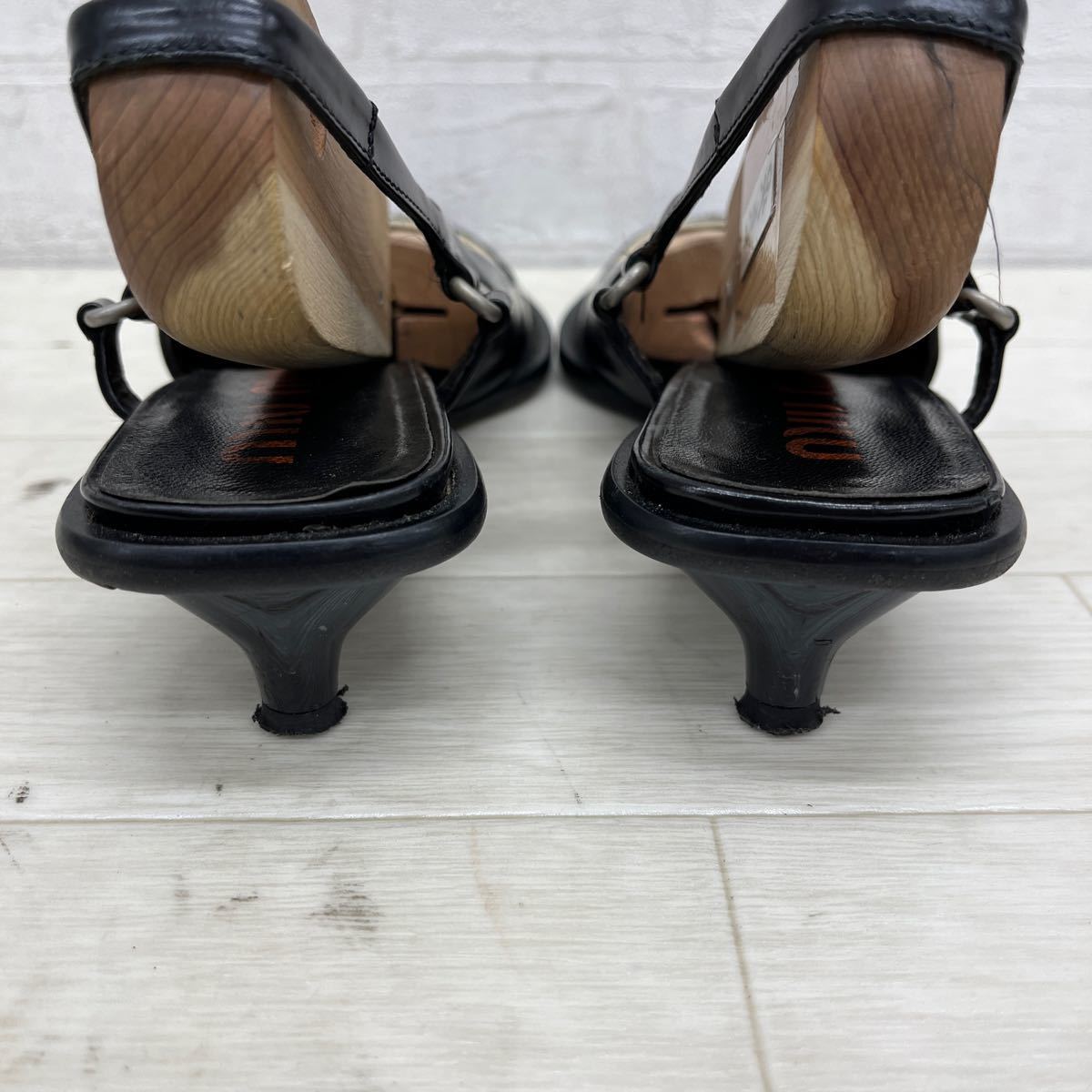 1271◎ イタリア製 miumiu ミュウミュウ 靴 シューズ パンプス ヒール ストラップ ポインテッドトゥ ベージュ ブラック レディース36_画像4