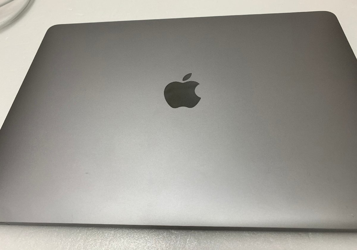 【中古品】Apple MacBook Air （Retina 13インチ 2018） 【Core i5　1.6GHz/8GB/SSD 128GB】(管理番号：060108）_画像2