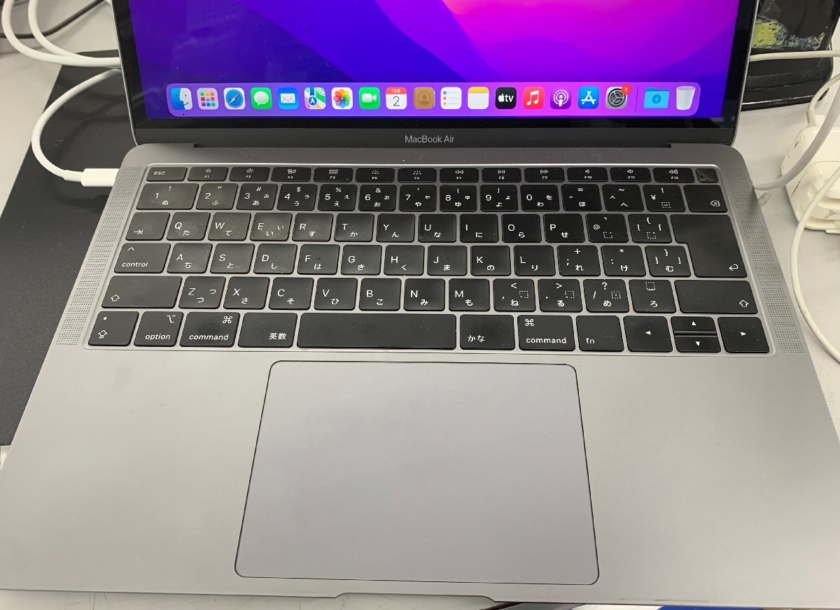 【中古品】Apple MacBook Air （Retina 13インチ 2018） 【Core i5　1.6GHz/8GB/SSD 128GB】(管理番号：060108）_画像3