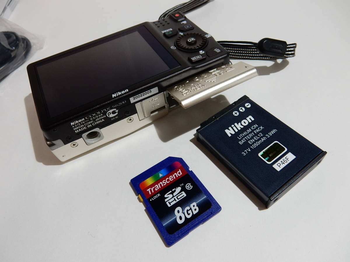 ニコン COOLPIX S6200 メモリ(4GB)付き　デジタルカメラ　美品_画像10