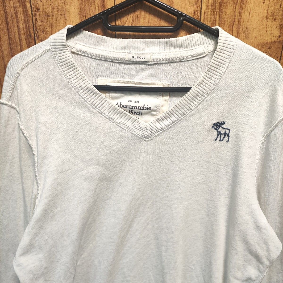 アバクロ Abercrombie＆Fitch 長袖Tシャツ ロンT ダメージ加工 トップス メンズ