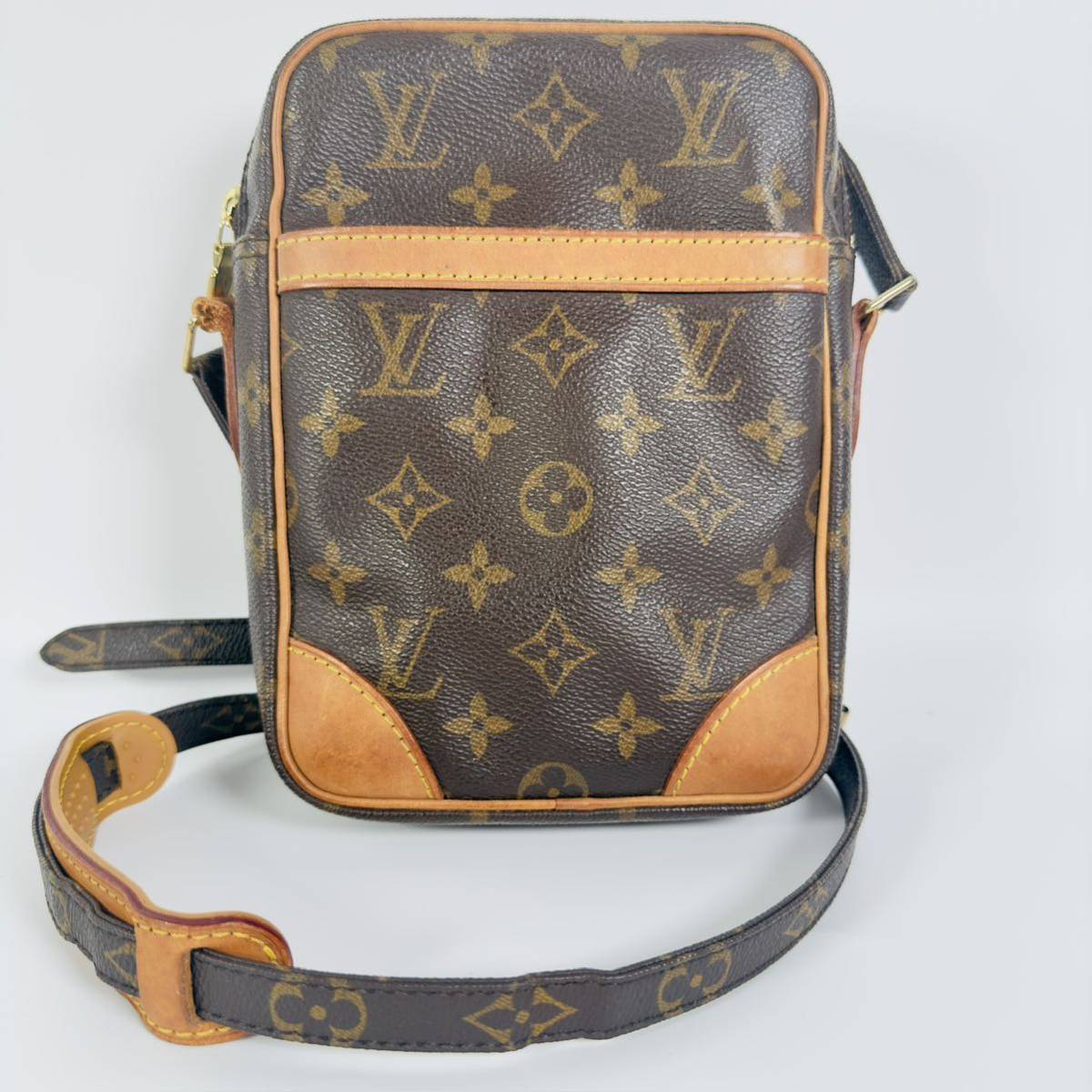 ルイヴィトン　モノグラム ダヌーヴ　ダヌーブ M45266 ショルダーバッグ　LOUIS VUITTON_画像1