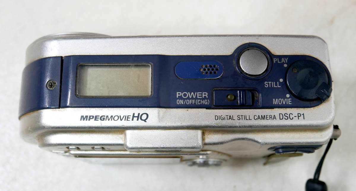 ▲(R512-B244)現状品 ソニー SONY Cyber-shot DSC-P1 3x バッテリーのみ付属 デジタルカメラ デジカメ_画像4