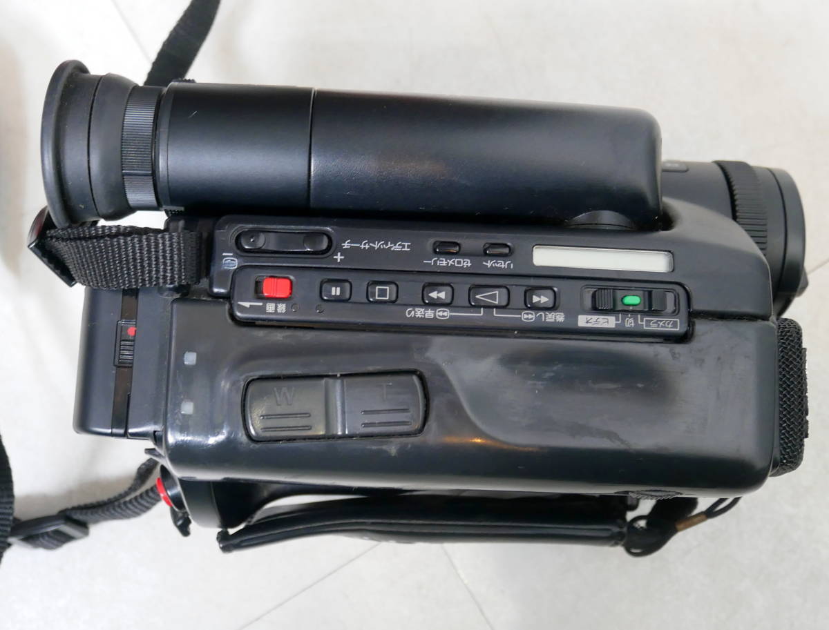 △(R512-B133)現状品 SONY Handycam CCD-TR55 ビデオカメラ △(R512-B133)現状品 SONY Handycam CCD-TR55 ビデオカメラ