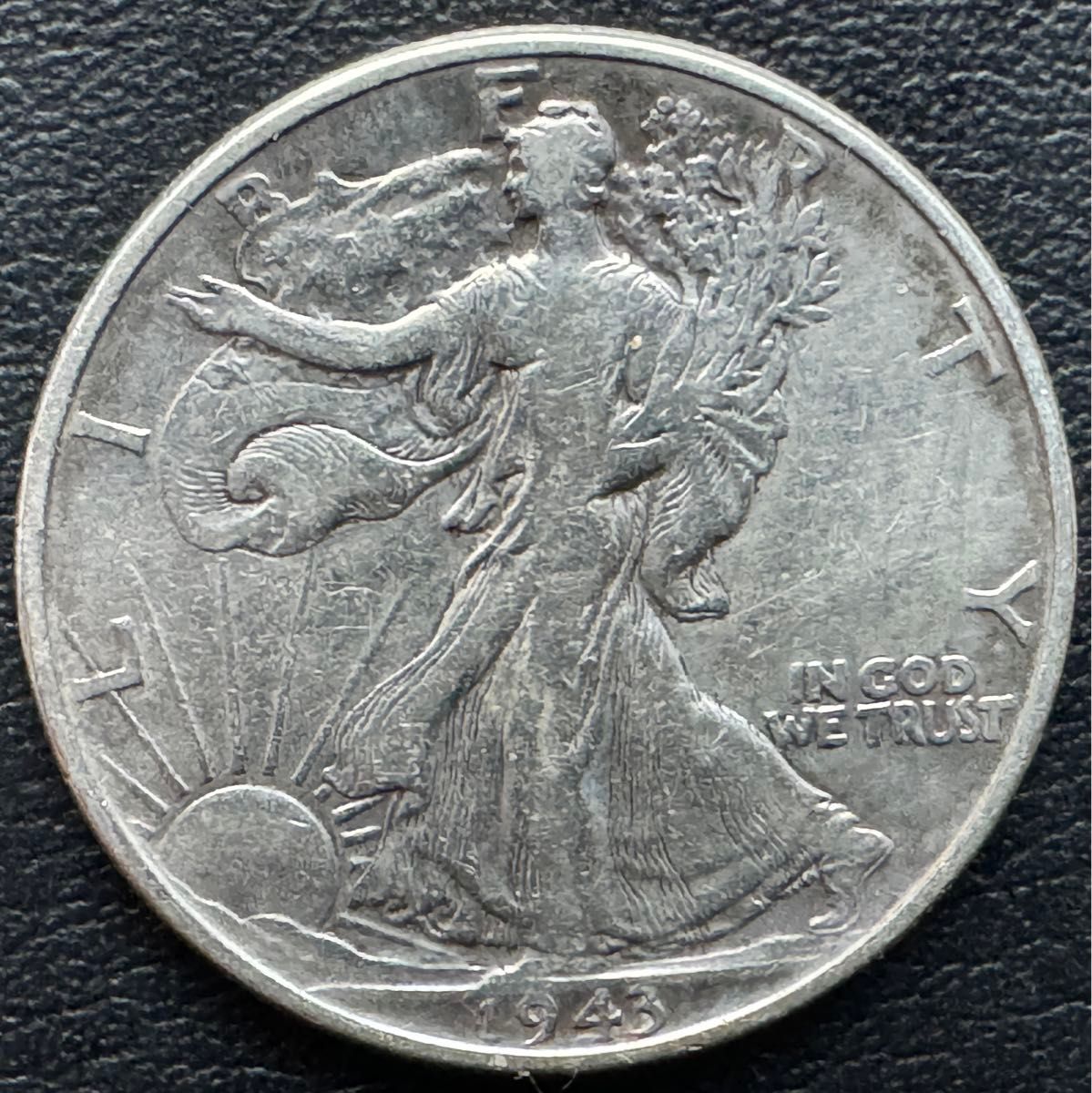 アメリカ合衆国　1943 1/2ドラ銀貨　ウォーキングリバティ Aw