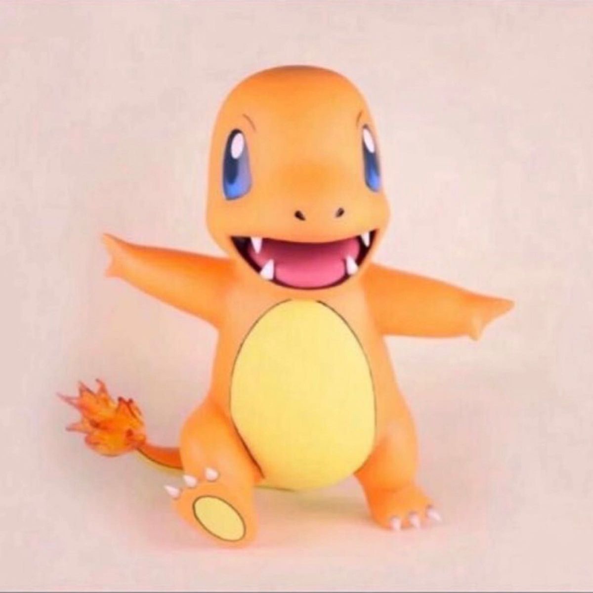 御三家 ヒトカゲ 等身大 (約40cm) フィギュア 新品 ポケモン 御三家 ヒトカゲ 等身大 (約40cm) フィギュア 新品 ポケモン