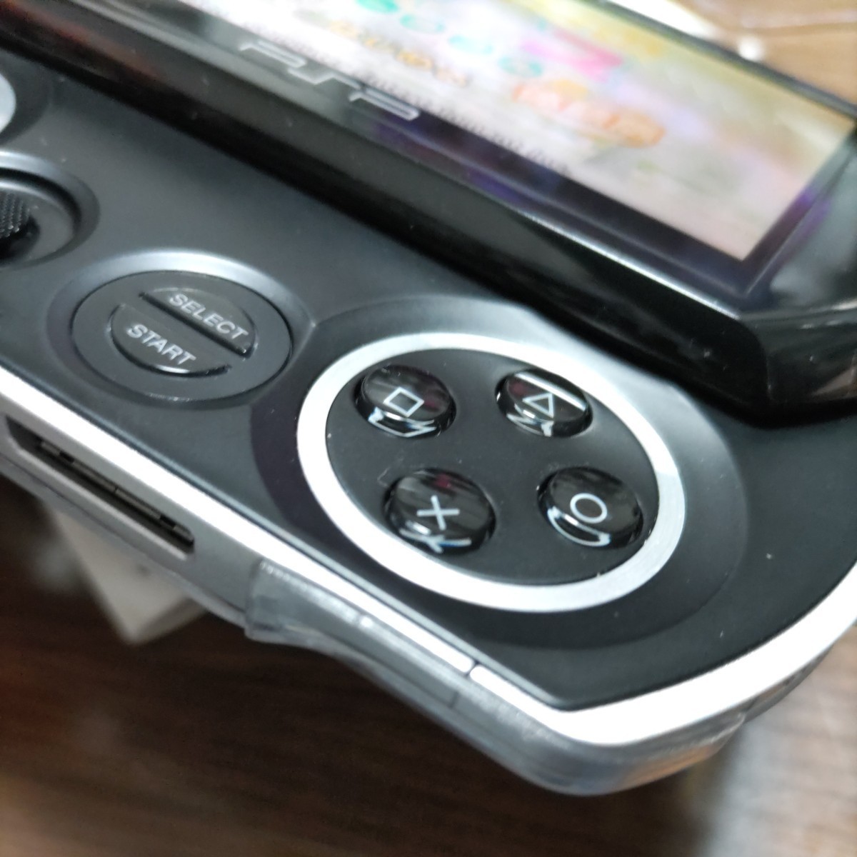 送料込 PlayStation PSP go 16GB SONY プレイステーション ポータブル ピアノブラック ソニー ブラック PSP-N1000 PB 本体_画像6