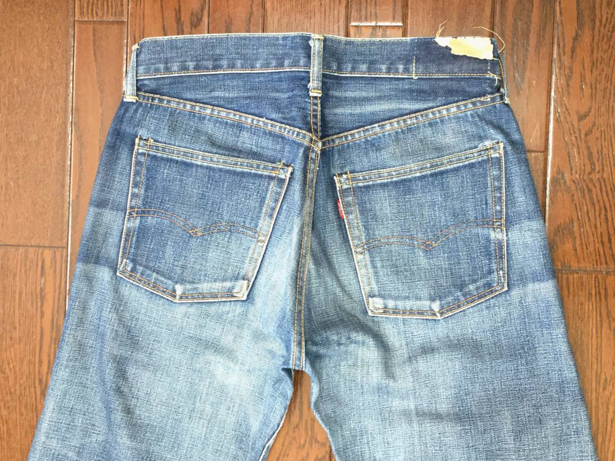 リーバイス ＬＥＶＩ’Ｓ ６６５０１ ヴィンテージ レプリカ ビッグＥ ひげ落ち ジーンズ ３３ 赤耳 復刻 ハチノス デニム パンツ 日本製の画像3