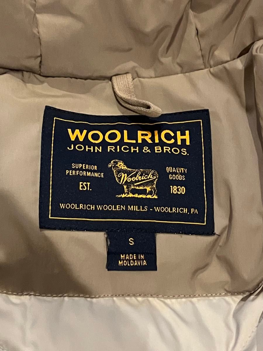 ウールリッチ、ラグジュアリーアークティックパーカ、ダウンジャケット WOOLRICH ファー フード