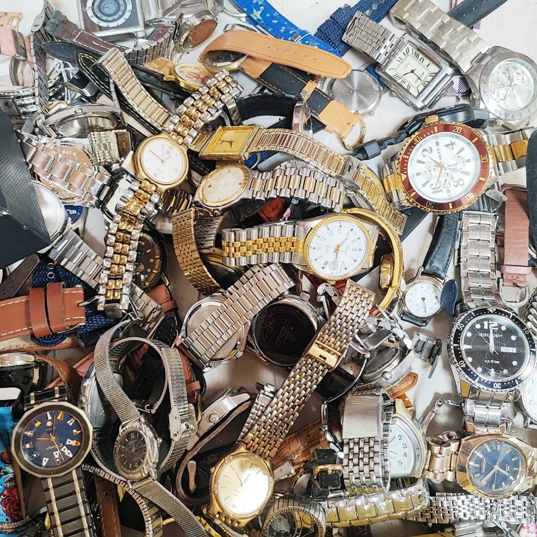 LONGINES COACH SEIKO など 約200本 まとめて メンズレディース腕時計 大量 セット kg本点個 ジャンク A05 _画像3