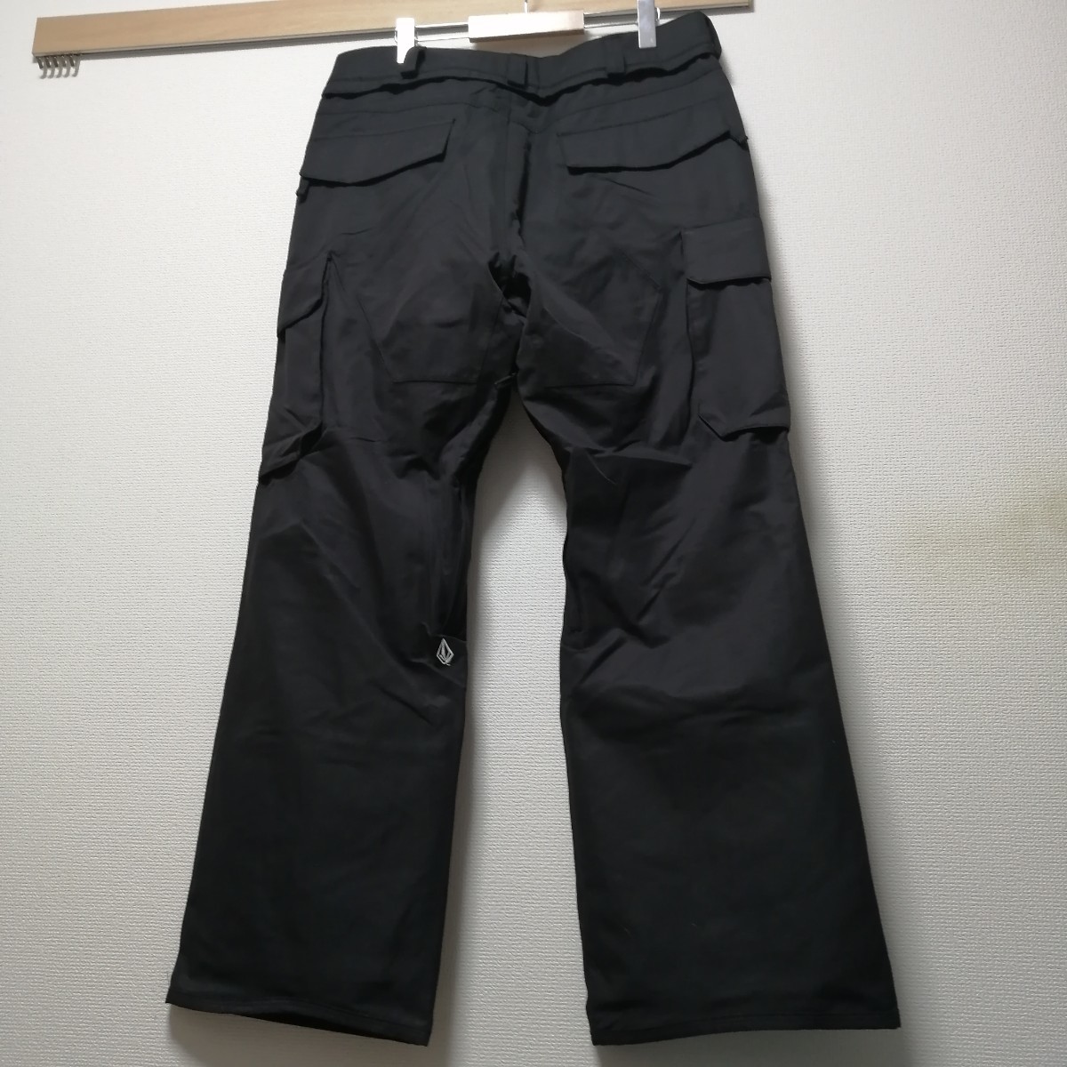 新品未使用　新作　ボルコム　V.CO HUNTER PANTS　メンズＭ　 スノボ スキーウェア　パンツ　Zip Tech　スノーボード　正規_画像4