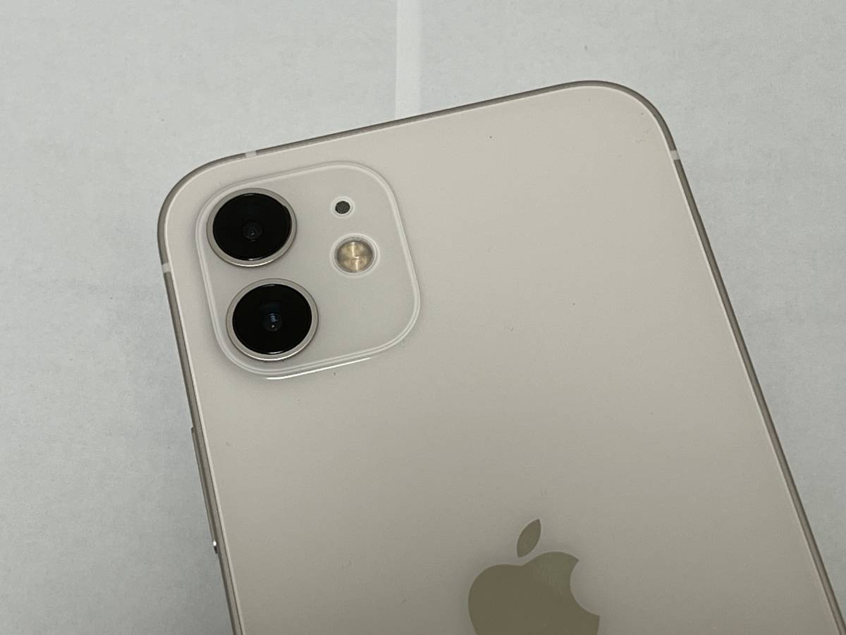 【送料無料・美品】iPhone 12 ホワイト 128GB SIMフリー　画面ガラス貼付け済み①_画像7