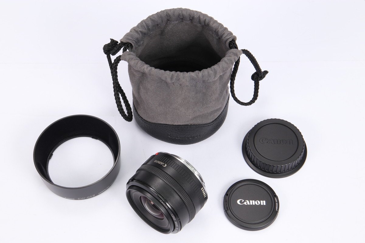 【 実用品 | 動作保証 】 Canon EF35mm F2 【 ピントリングにベタつきあり | 純正レンズフード 追加付属 】_画像2