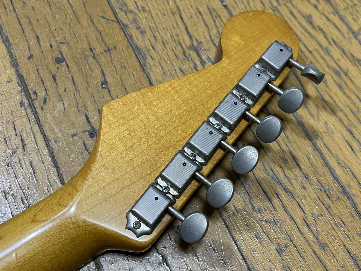 fFender JAPAN Stratocaster st62 CAR ローズ指板 日本製 キャンディ ストラトキャスター _画像6