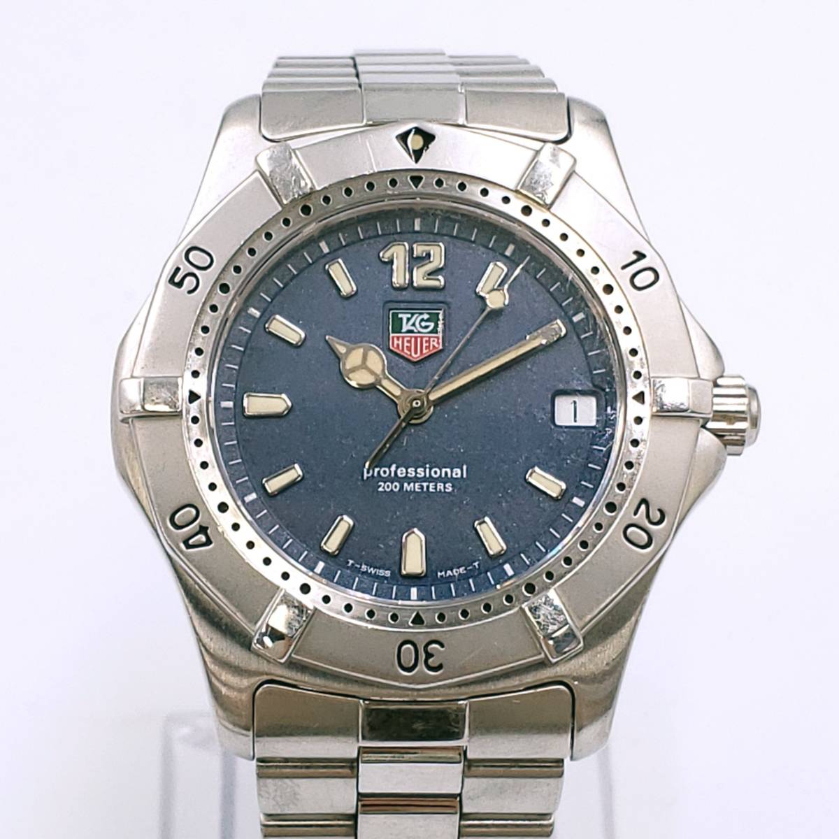 E011-637　腕時計　TAG HEUER　タグホイヤー　WK1113　クォーツ　メンズ　重量：113.69ｇ　ケース付き_画像2