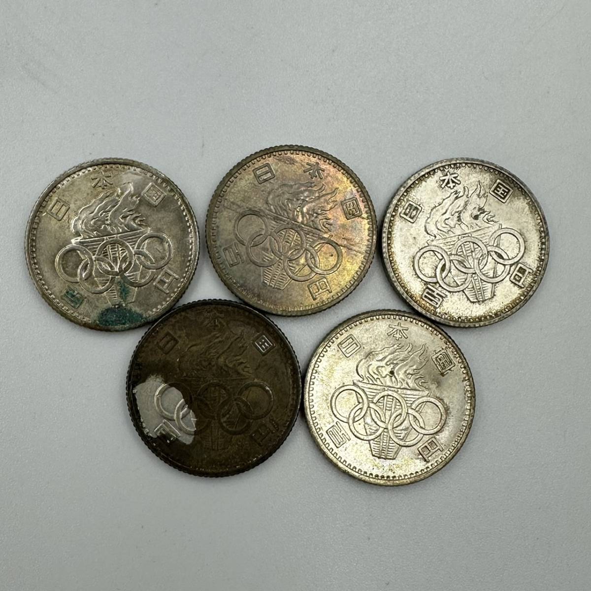 M012-528　日本古銭　１００円　１０枚　オリンピック_画像3