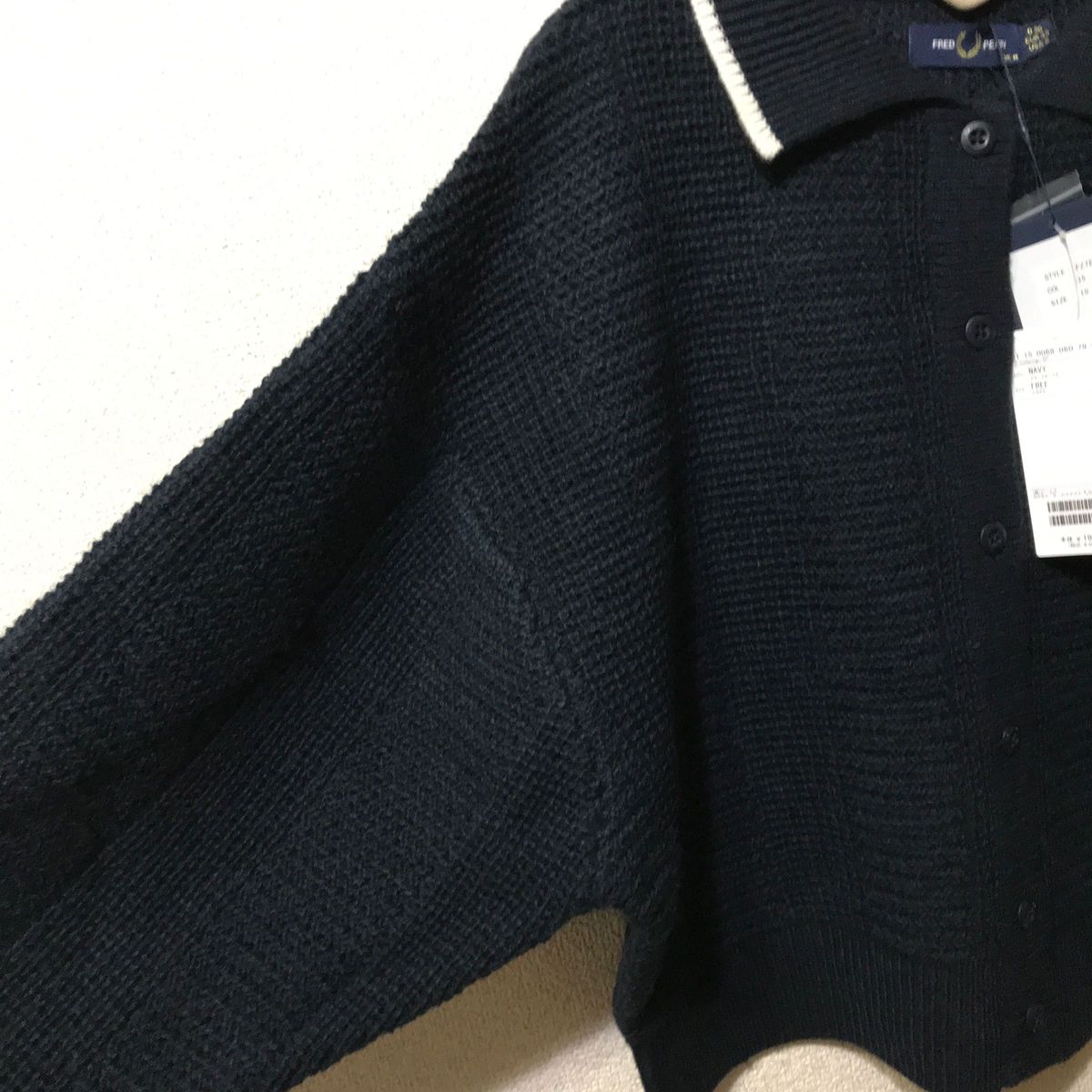 新品 フレッドペリー レイビームス 別注 カラー カーディガン 新品 フレッドペリー レイビームス 別注 カラー カーディガン