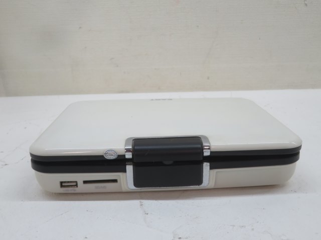 7型★EAST DVD-P709C ポータブルDVDプレーヤー イースト アダプター付き 動作品 88401★！！_画像7