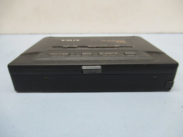 ●●AIWA HS-PX50 カセットプレーヤー ブラック アイワ オーディオ機器 ジャンク USED 89262●●！！_画像4