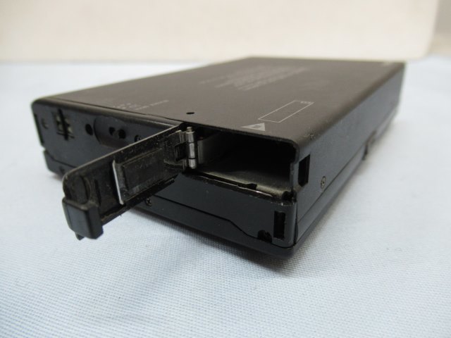 ●●AIWA HS-PX50 カセットプレーヤー ブラック アイワ オーディオ機器 ジャンク USED 89262●●！！_画像5