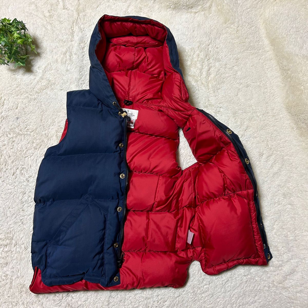 美品 クレセントダウンワークス グースダウン ベスト 60/40 美品 クレセントダウンワークス グースダウン ベスト 60/40