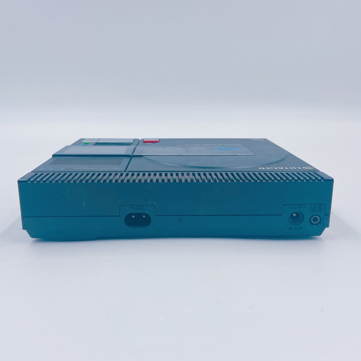 12A022 HITACHI ヒタチ コンパクト ディスク プレイヤー DAD-P100 DISC CD オーディオ機器 再生機_画像4