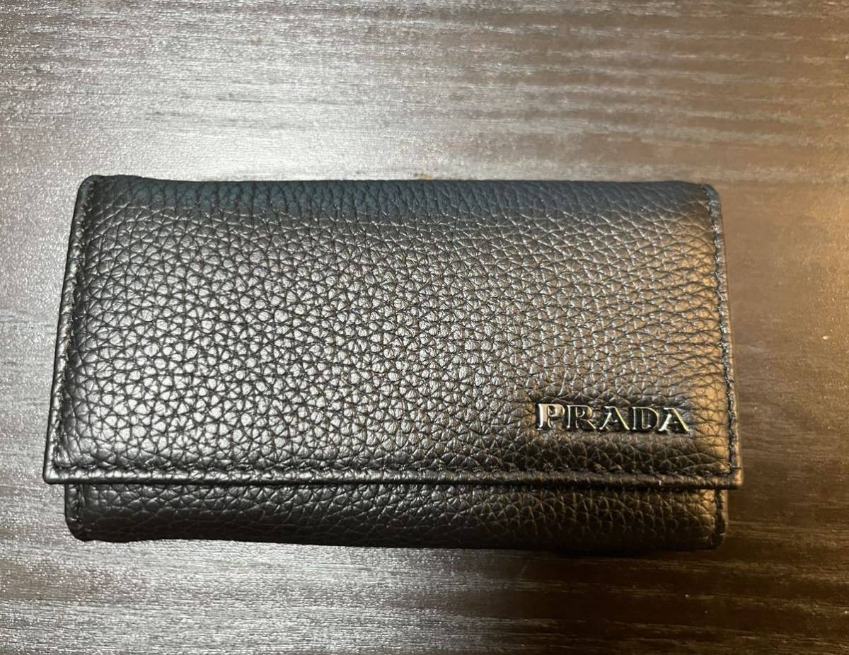 【新品未使用】プラダ　キーケース　ヴィッテログレイン PRADA