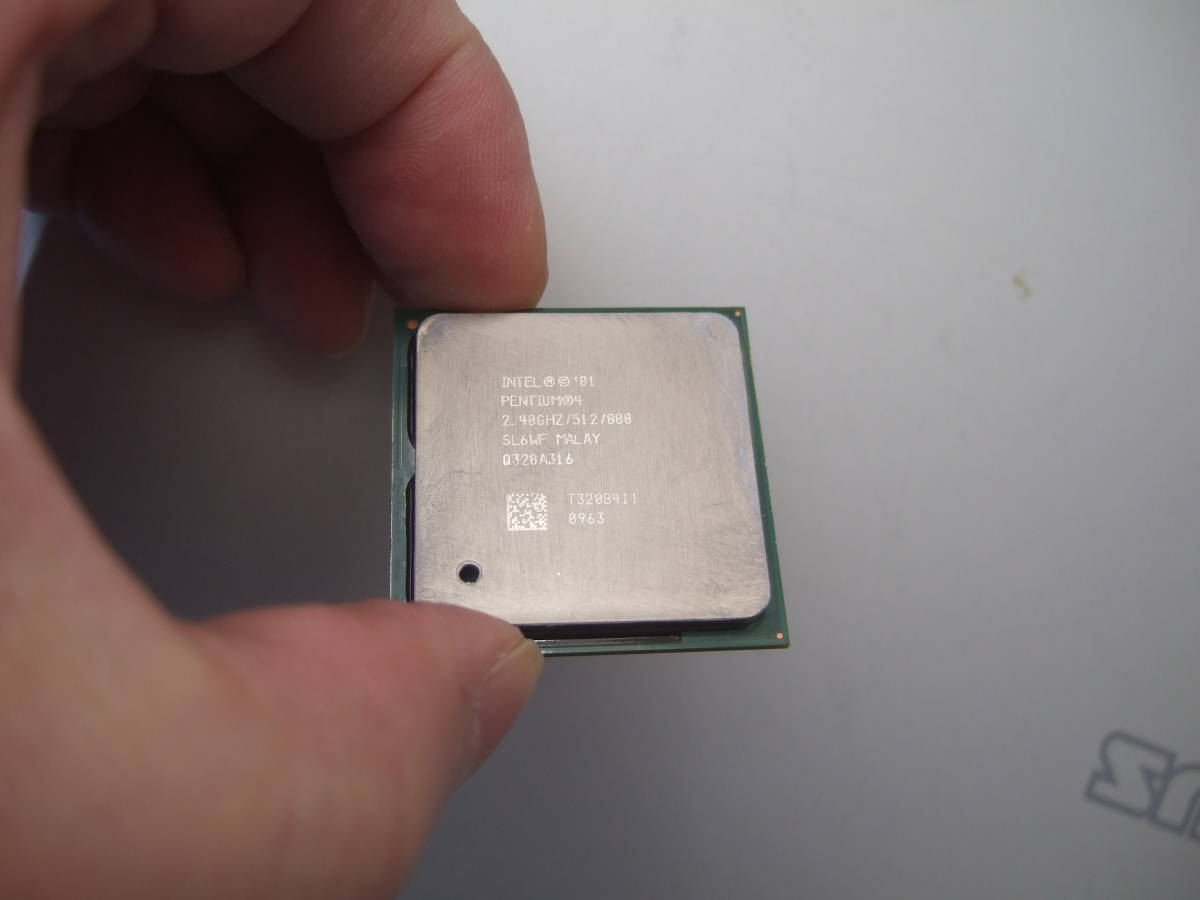 INTEL CPU Pentium4 2.4GHz/512/800MHz/ SL6WF Socket478_画像2