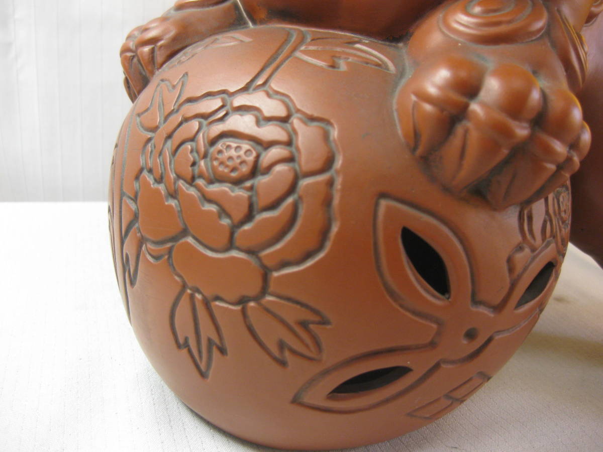  used ceramics made si-sa- lion . dog height 29. tradition handicraft .. thing . except . feng shui .. rise .. ornament objet d'art 