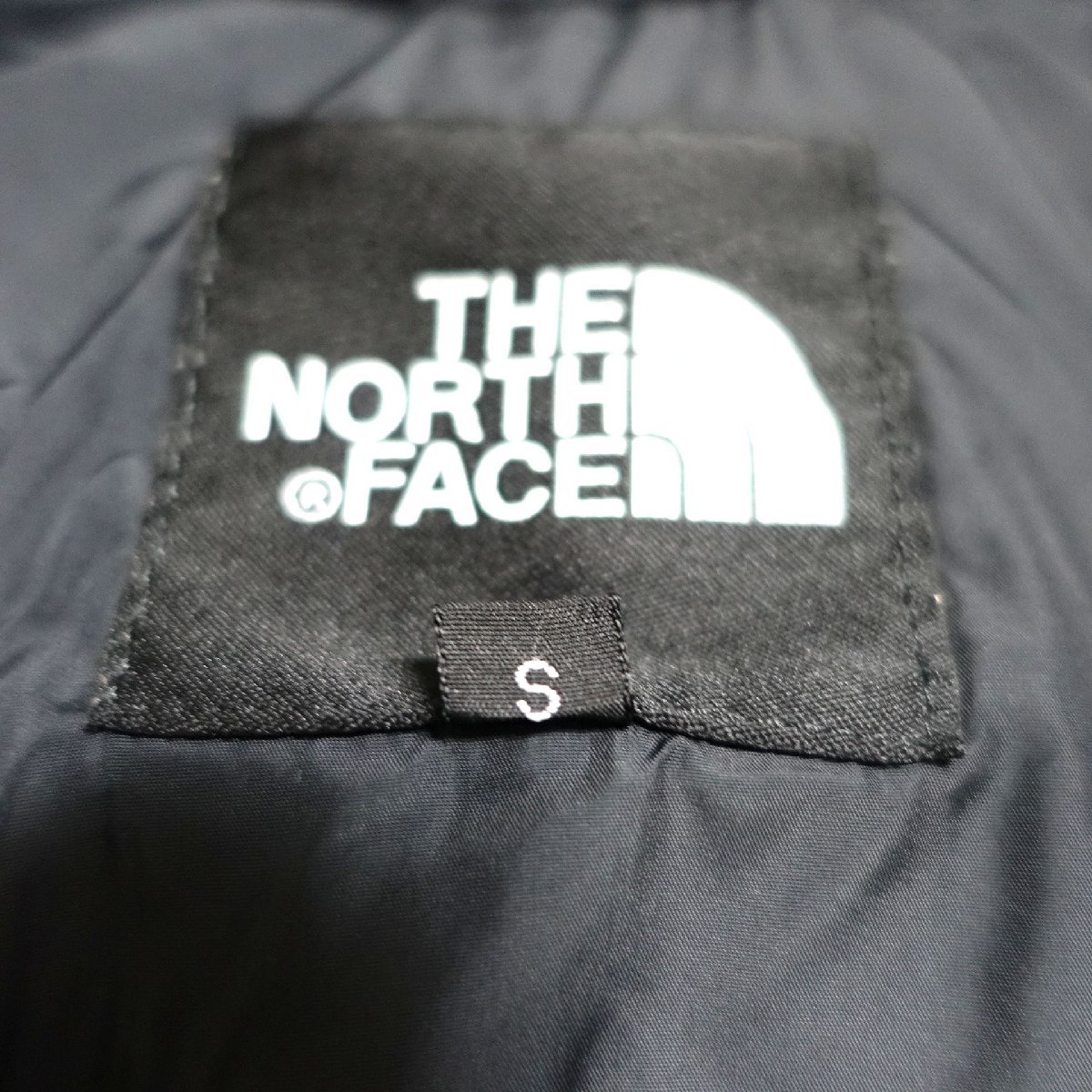 THE NORTH FACE ノースフェイス ヌプシ ダウン ベスト 700FP メンズ Sサイズ 正規品 ブラック Z1973_画像6