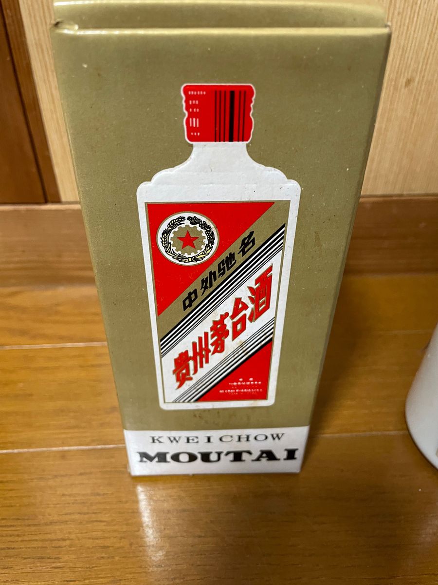 貴州茅台酒 マオタイ酒 五星ラベル 500ml 53% 1985年製 未開栓 貴州茅台酒 マオタイ酒 五星ラベル 500ml 53% 1985年製 未開栓