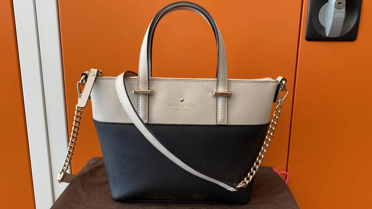 【中古美品】Kate spade ケイトスペード ショルダーバッグ ハンドバッグ ツートン バイカラー ブラック×ベージュ RN0102760 CA57710_画像1