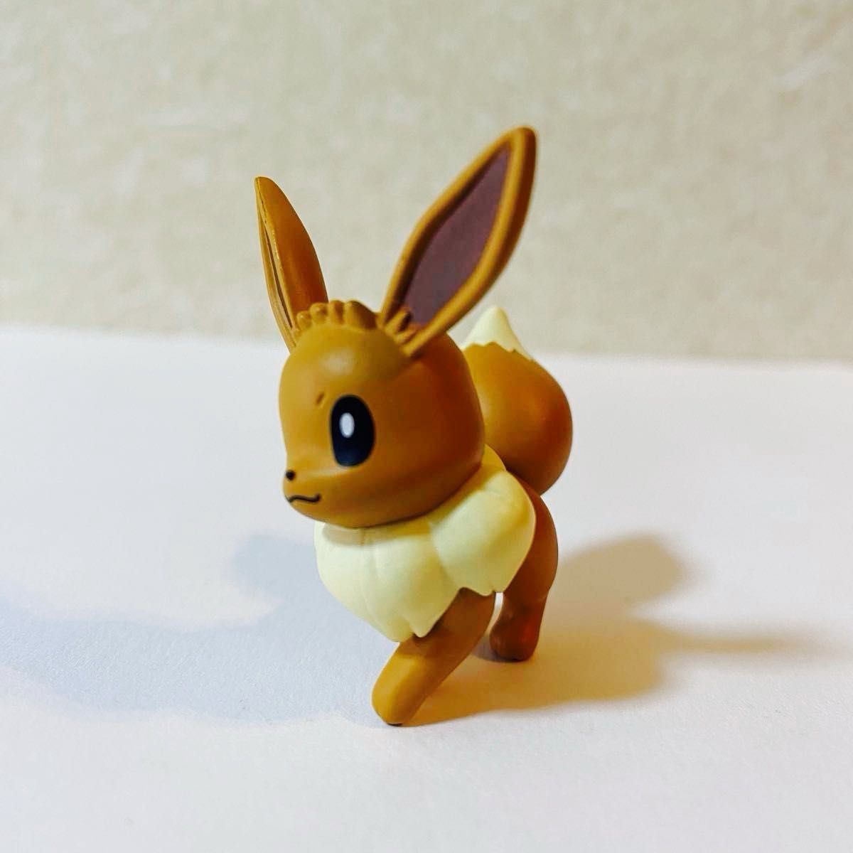 おなじみのわざを繰り出すポケモンたち！☆ポケモン わざすなっぷ☆いろいろなわざ☆イーブイ あまえる☆ガチャ　未使用品