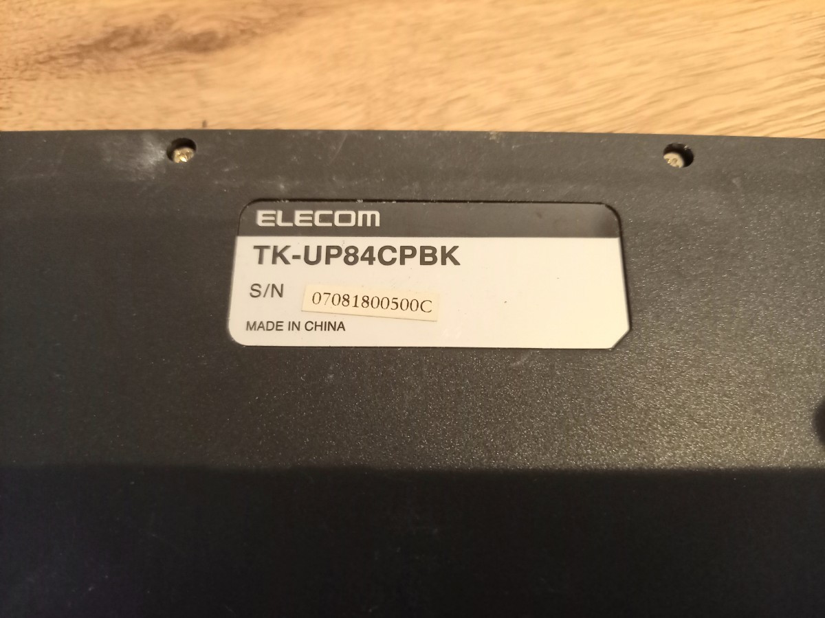 ELECOM USB&PS/2 ミニボード ブラック TK-UP84CP パンタグラフ方式 動作未確認 破損有り ジャンク 保管 現状品 k605_画像5
