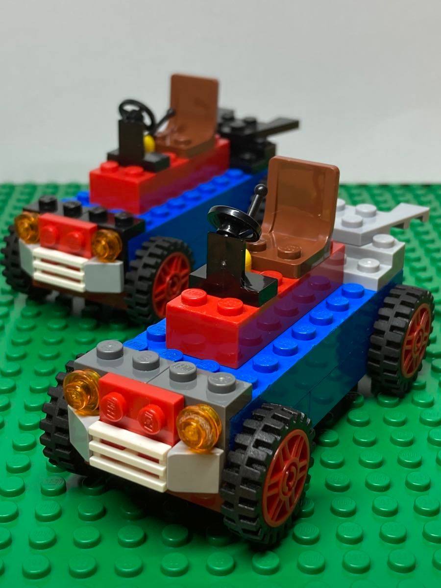 LEGO レゴバケツ　いろいろ自動車2台分のタイヤパーツ他セット