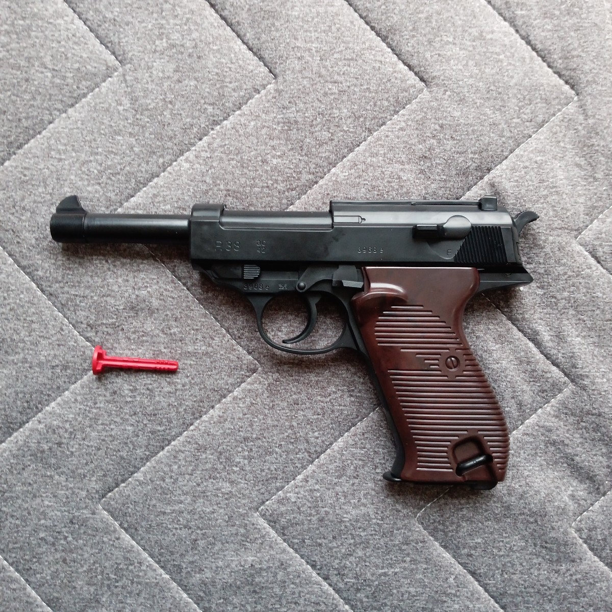 東京マルイ【エアコッキング】ワルサーP38 完全新品未使用品 10 東京マルイ【エアコッキング】ワルサーP38 完全新品未使用品 10