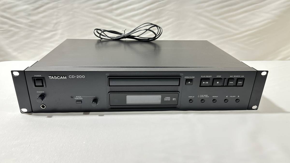 ■作動品■TASCAM CD-200■タスカム CDプレイヤー プレーヤー 業務用 CD/CD-ROM/CD-R/CD-RW 再生機_画像1