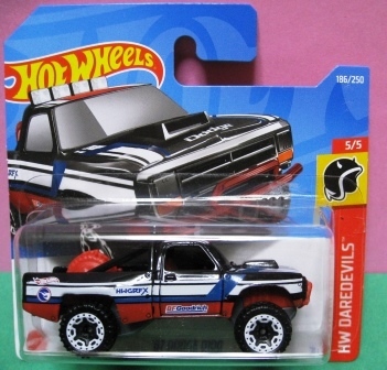 HOTWHEELS '87MOPAR ダッジ D100 トレジャーハント仕様_画像1