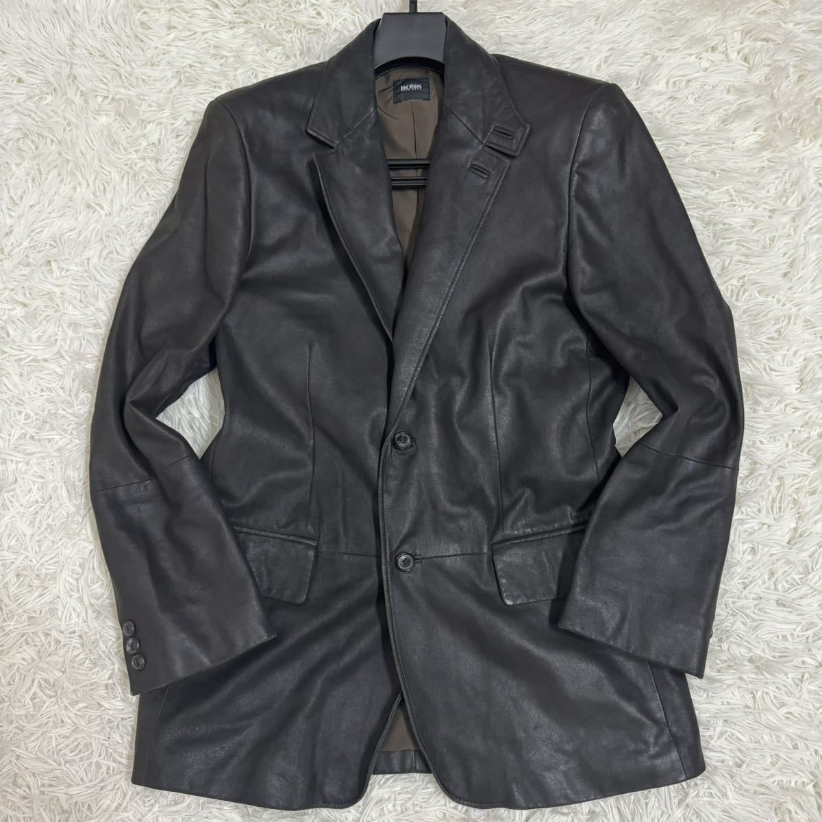 ヒューゴボス『溢れ出る高級感』HUGO BOSS テーラードジャケット ヒューゴボス『溢れ出る高級感』HUGO BOSS テーラードジャケット