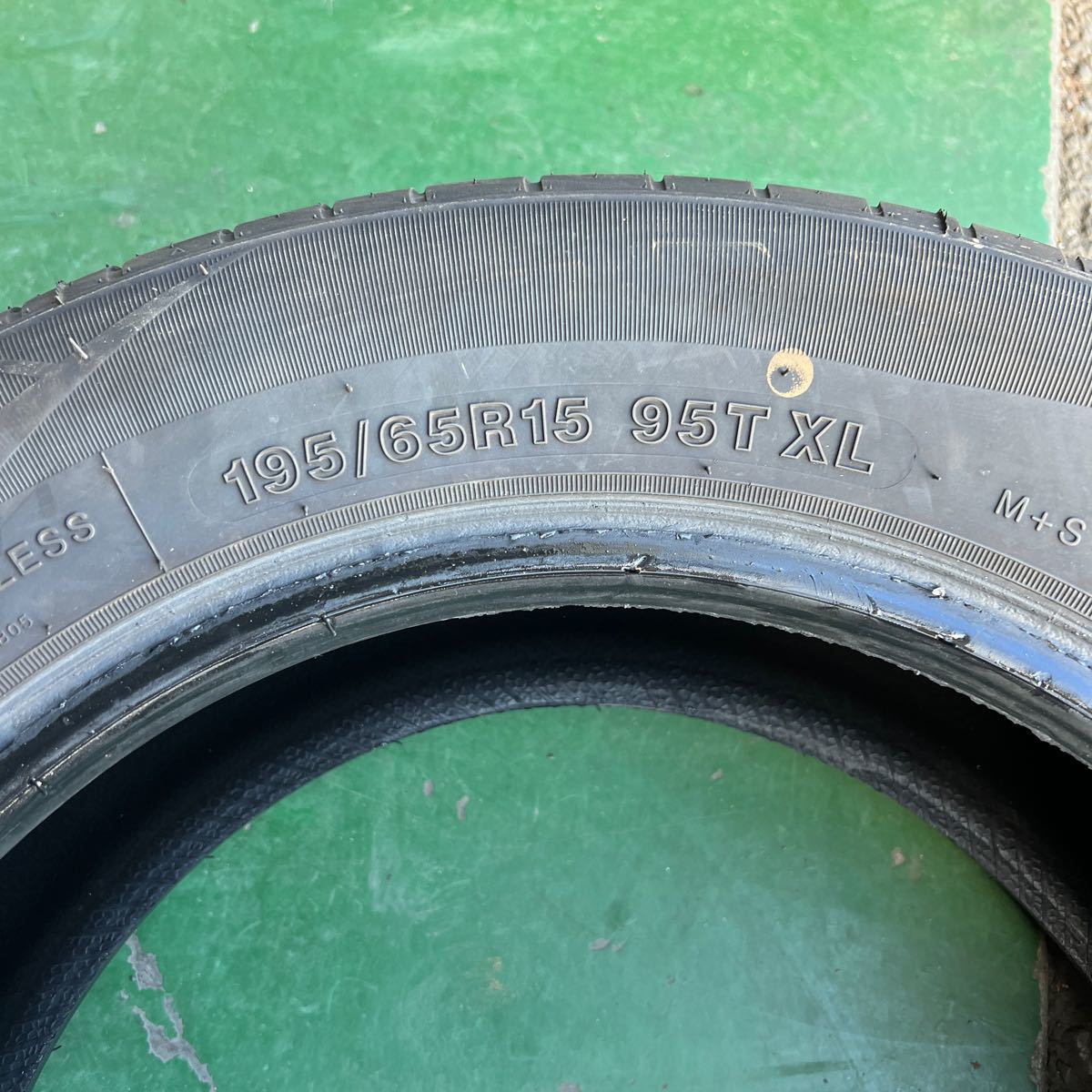 195/65R15 4本セット　バリ山　2023年製造品！海外メーカー品　_画像9