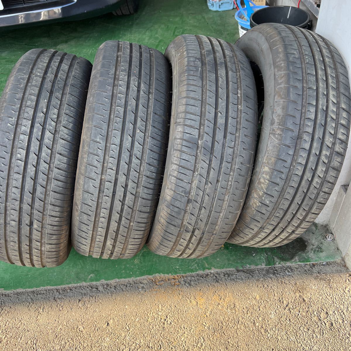 195/65R15 4本セット　バリ山　海外メーカー品_画像1