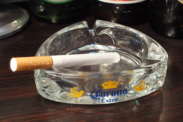 コロナガラス灰皿 アッシュトレイ Corona Extra GlassAshTray メキシコビールのブランド名です。_画像1