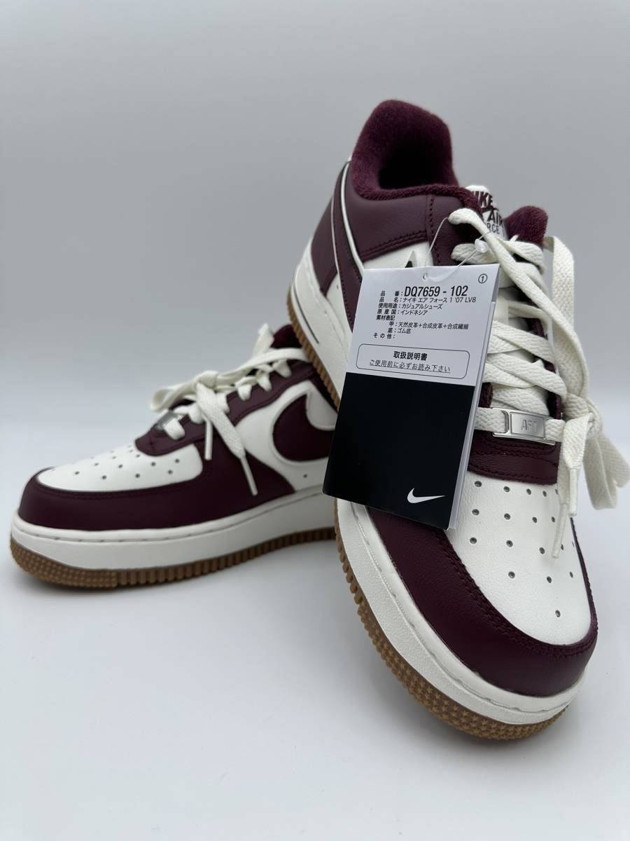 新品未使用！元箱付き!!　 ナイキ　NIKE AIR FORCE 1 '07　LV8　DQ7659 102　ホワイト/ガムミディアムブラウン US 7 25cm _画像2