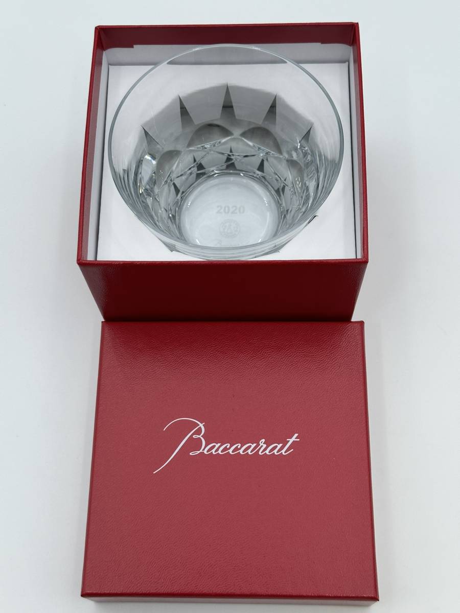 新品未使用！元箱・包装紙付き !!　バカラ Baccarat ブラーヴァ　2020 イヤータンブラー ロックグラス/クリア クリスタルガラス_画像2