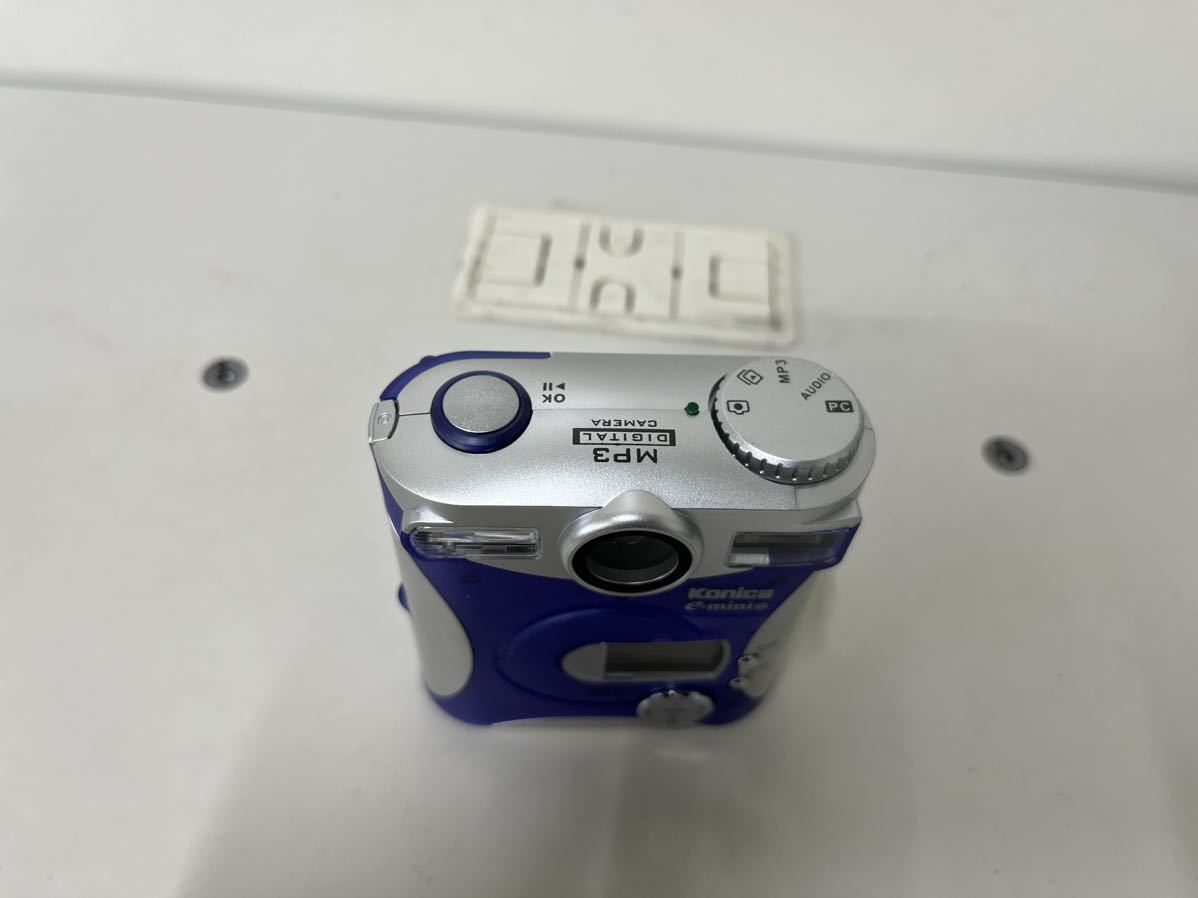 デジタルカメラ e-mini konica MP3の画像2