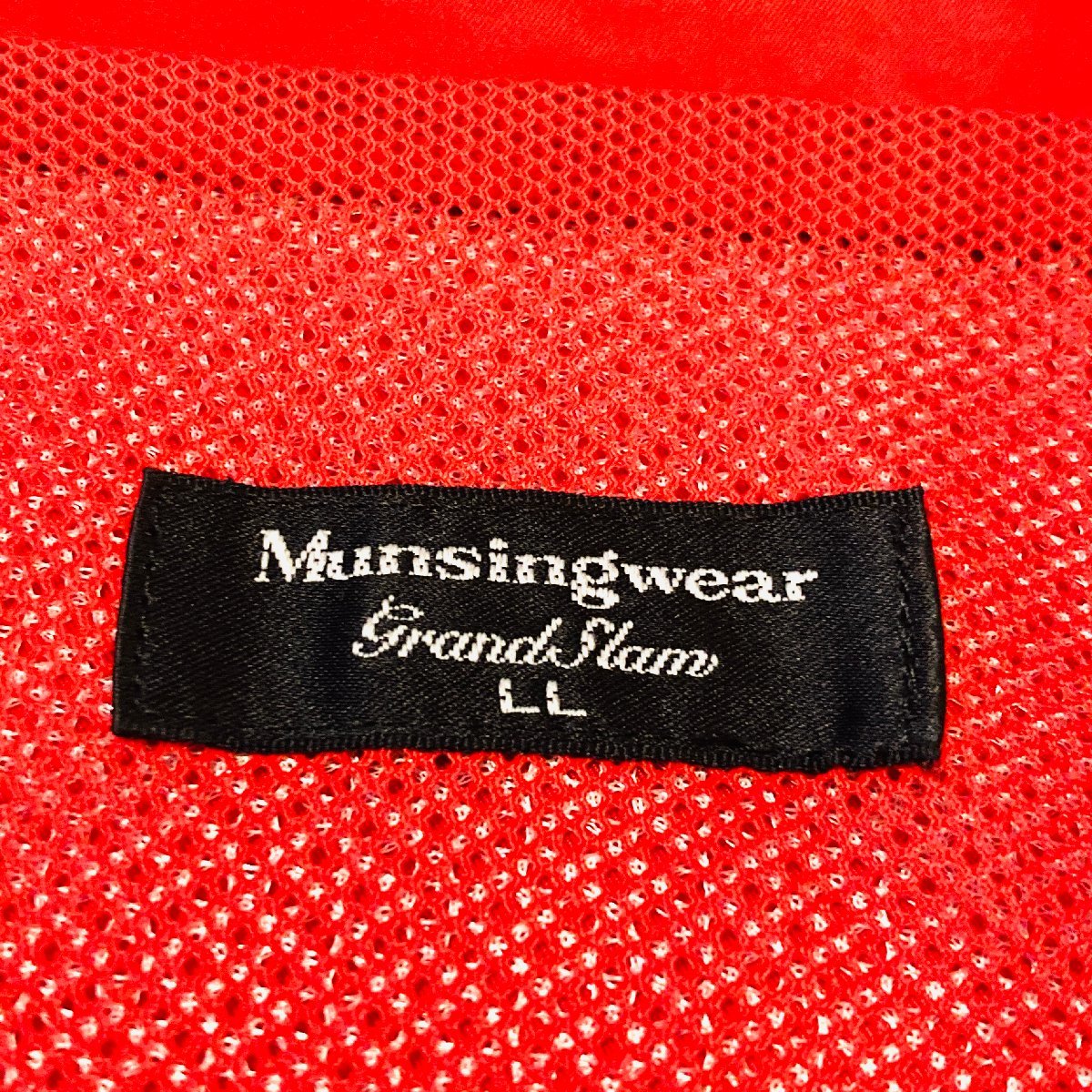 Munsingwear　Grand Slam　マンシングウェア グランドスラム　DESCENTE製　ロゴ 刺繍　ジップアップ ジャケット　レッド/赤　LL_画像3