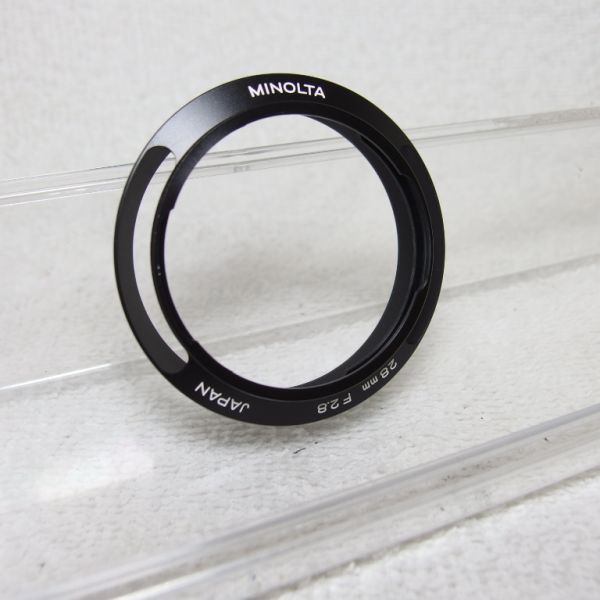 ミノルタ Minolta CL/CLE 28mm f2.8専用フード 箱付（中古美品）_画像2